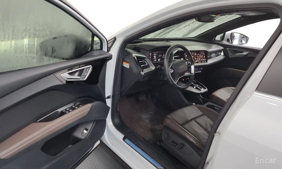 Фото 10 - Audi Q4 e-tron