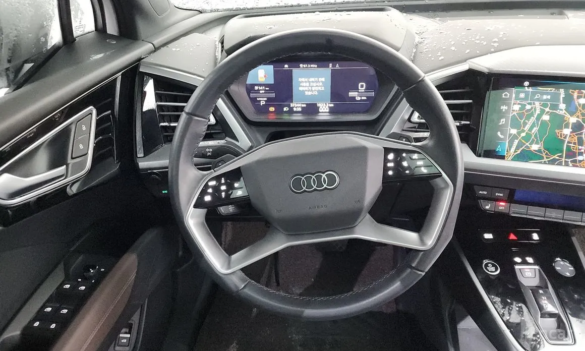 Фото 13 - Audi Q4 e-tron