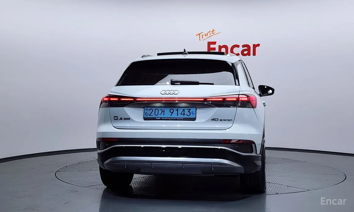 Фото 4 - Audi Q4 e-tron