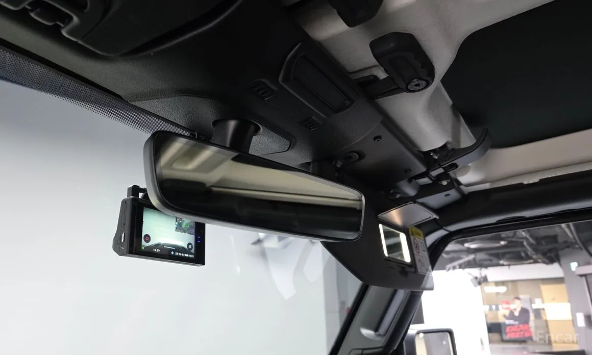 Фото 18 - Jeep Wrangler