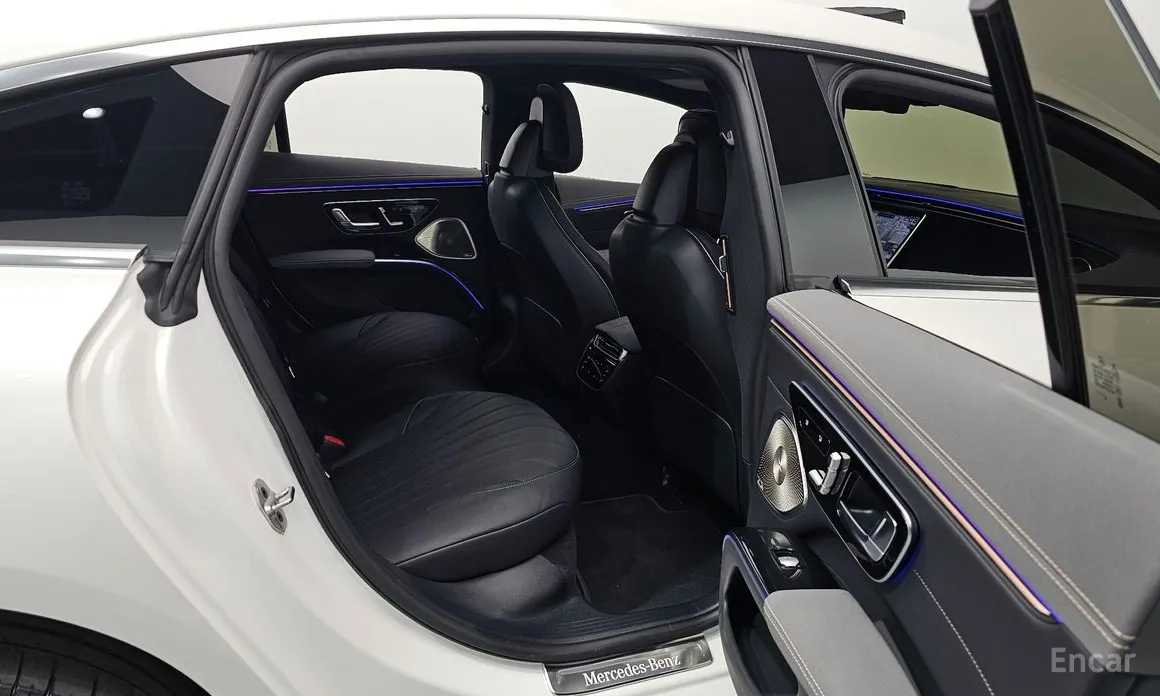 Фото 11 - Mercedes-Benz EQS