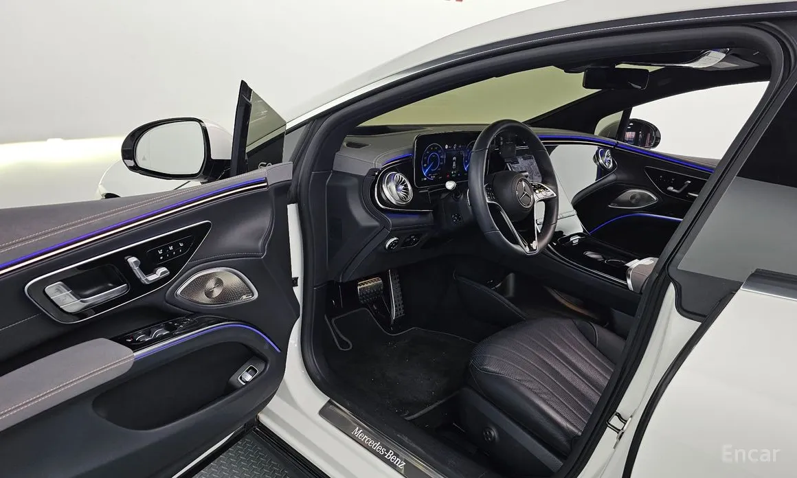 Фото 12 - Mercedes-Benz EQS