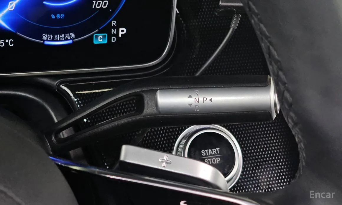 Фото 9 - Mercedes-Benz EQS