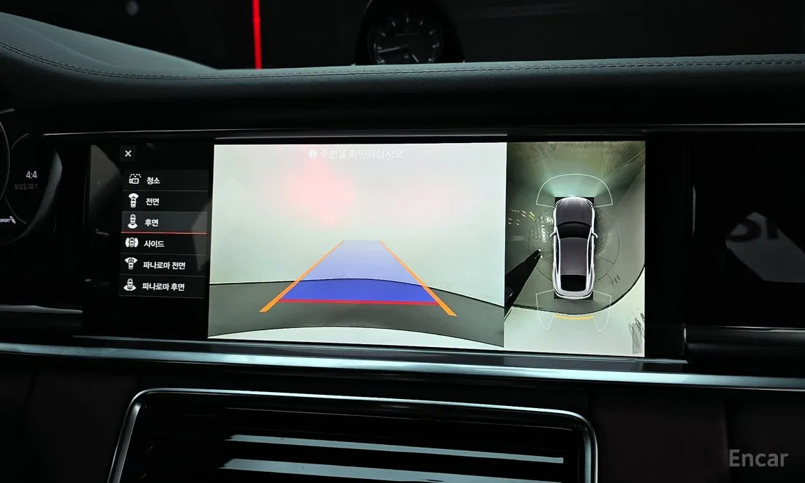 Фото 15 - Porsche Panamera