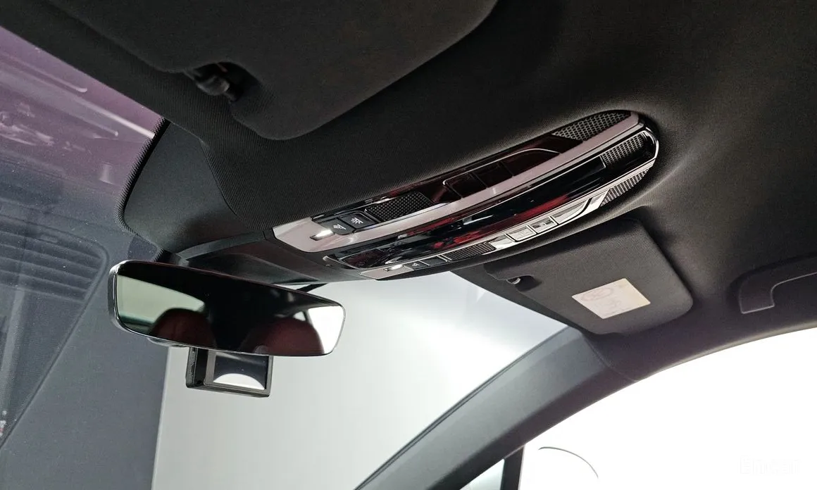 Фото 17 - Porsche Panamera