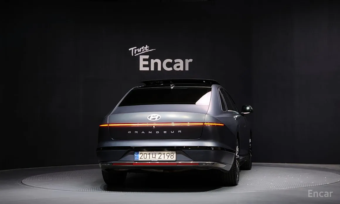 Photo 4 - Hyundai Grandeur