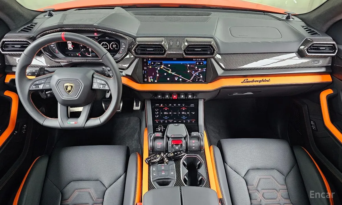 Фото 7 - Lamborghini Urus