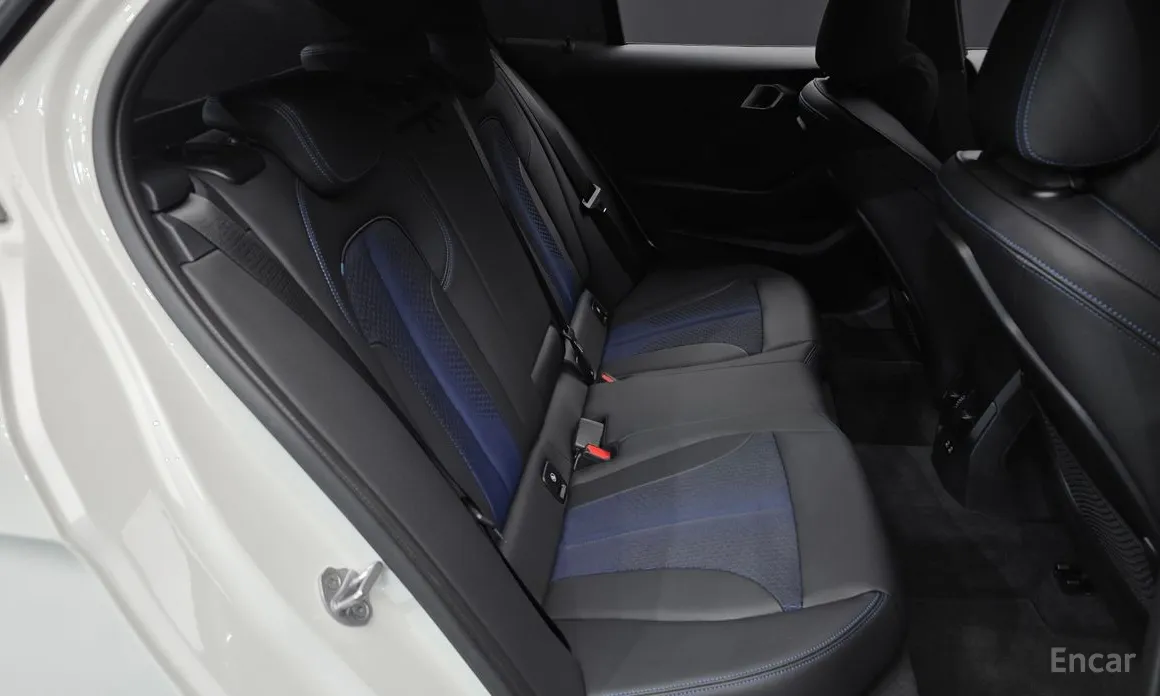 Фото 12 - BMW 1 Series