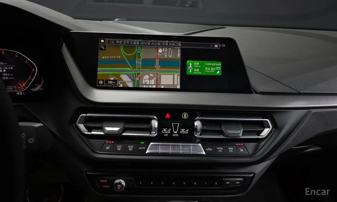 Фото 14 - BMW 1 Series