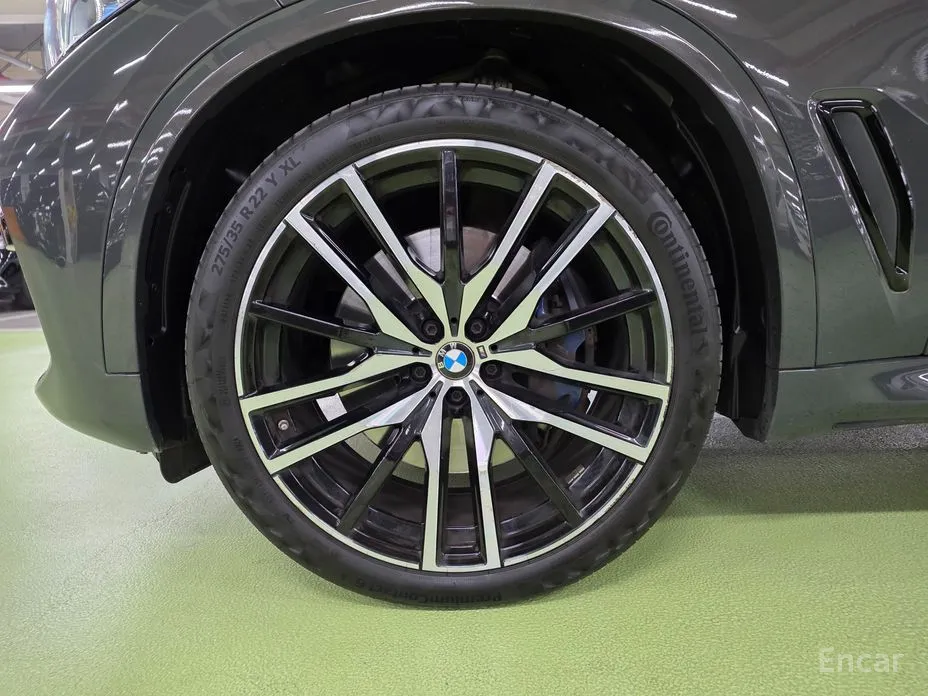 Фото 14 - BMW X5