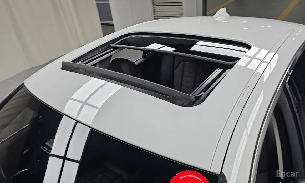 Photo 19 - BMW 3 Series