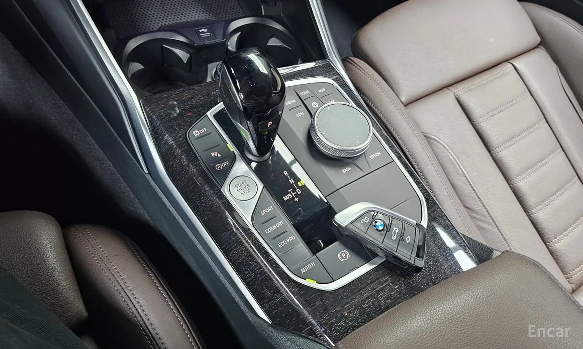 Photo 9 - BMW 3 Series