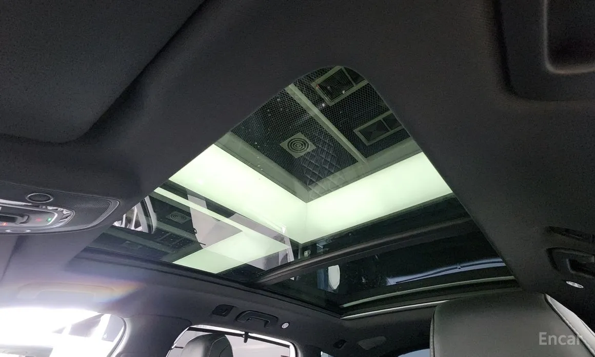 Фото 18 - Audi Q7