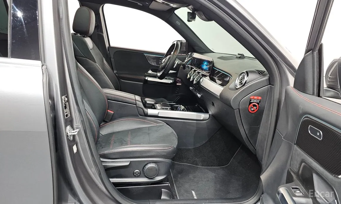 Фото 11 - Mercedes-Benz GLB-Class