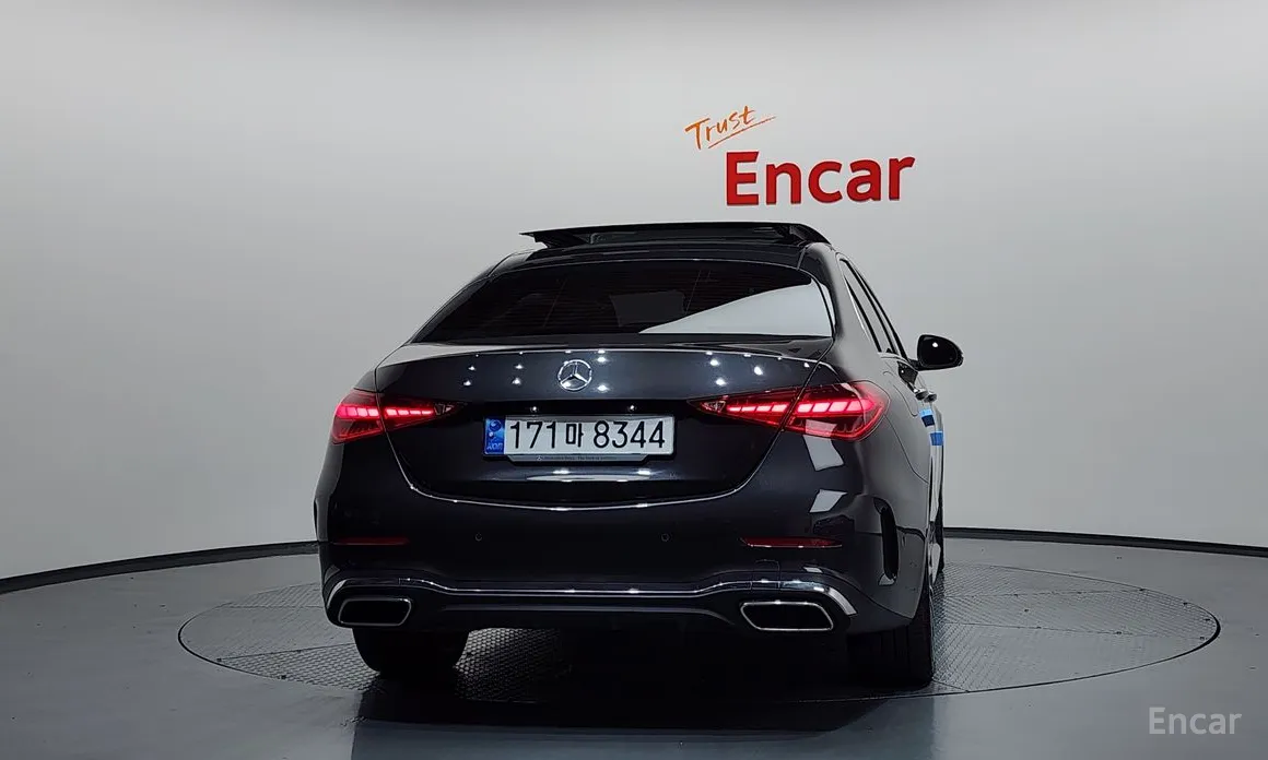 Фото 4 - Mercedes-Benz C-Class