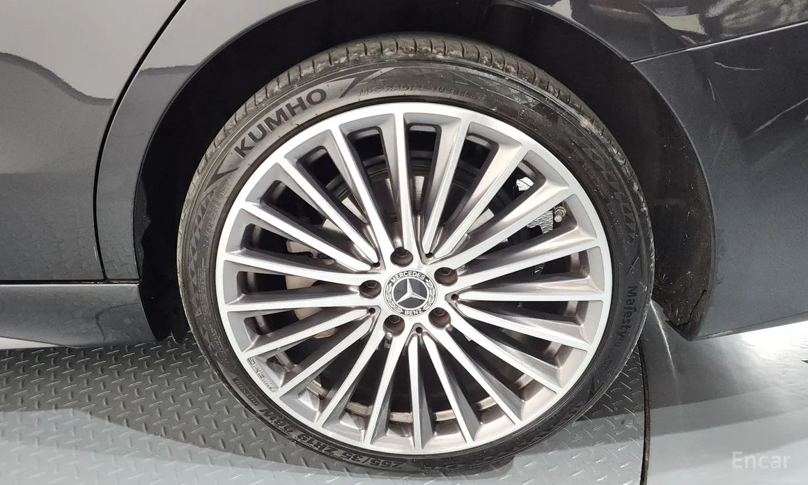 Фото 5 - Mercedes-Benz C-Class