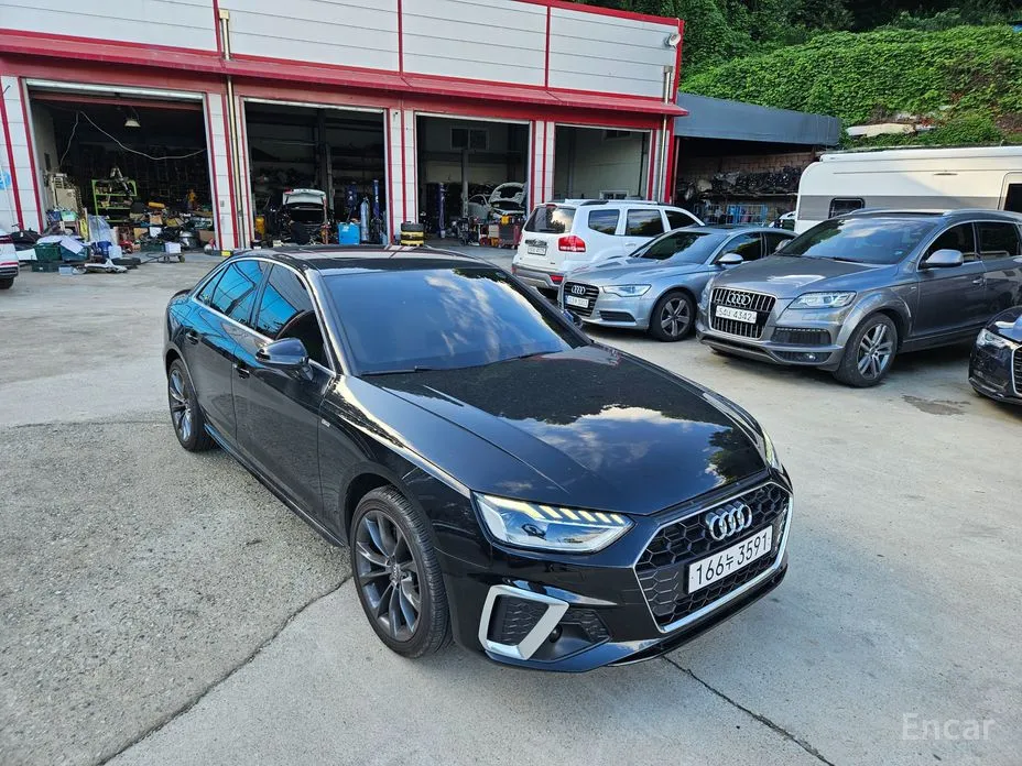 Фото 11 - Audi A4