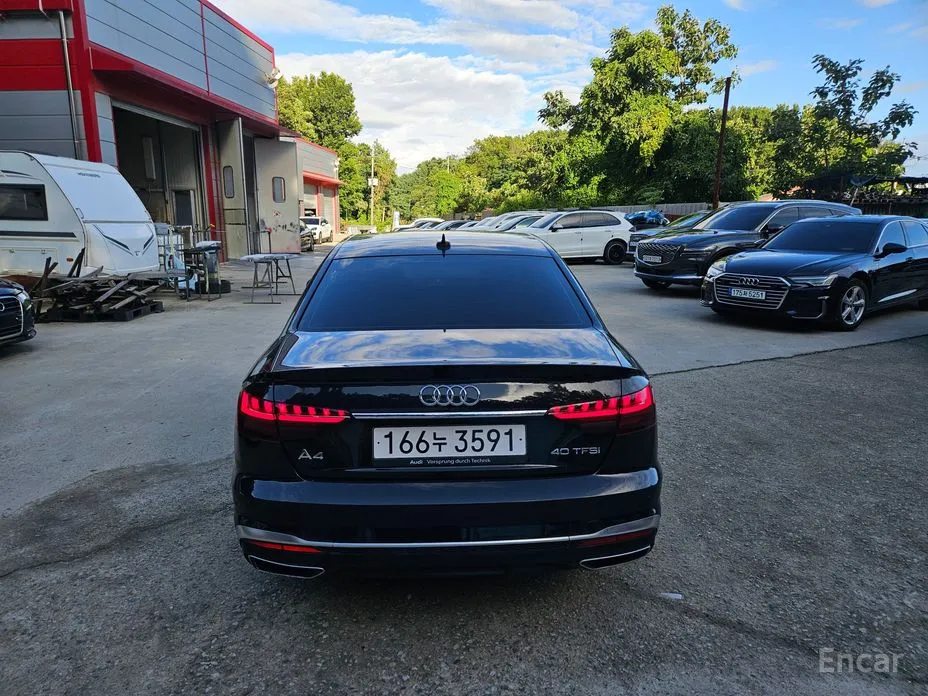 Фото 6 - Audi A4