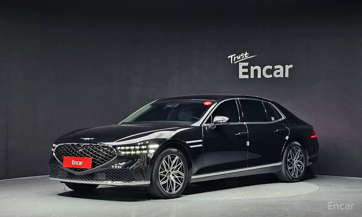 Фото 1 - Genesis G90