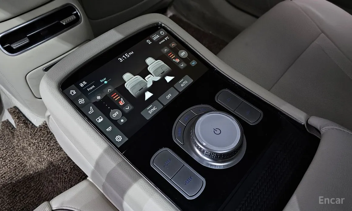 Фото 19 - Genesis G90