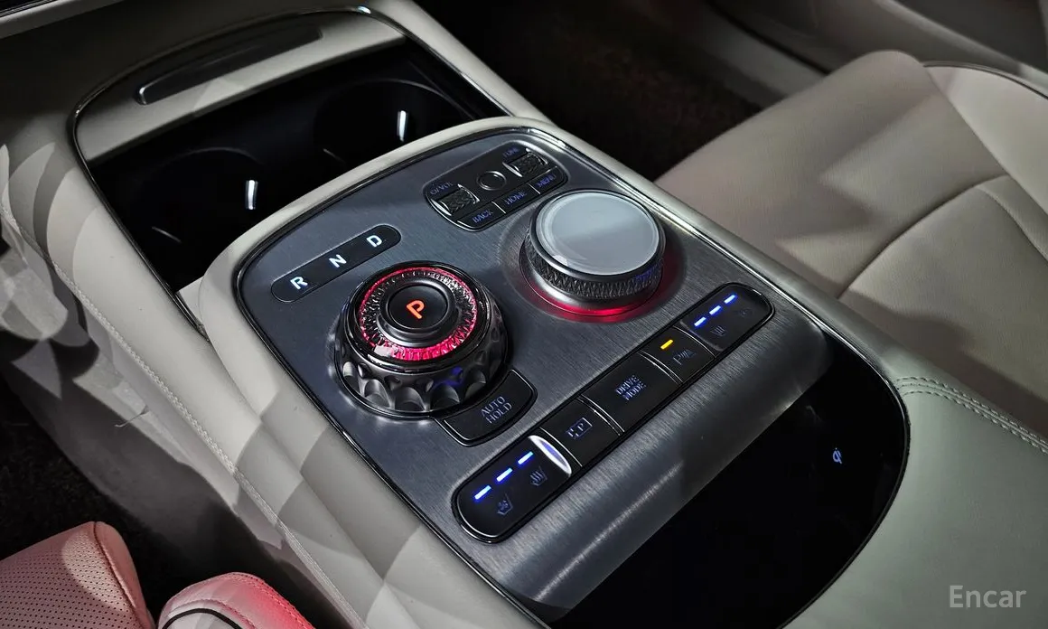 Фото 9 - Genesis G90