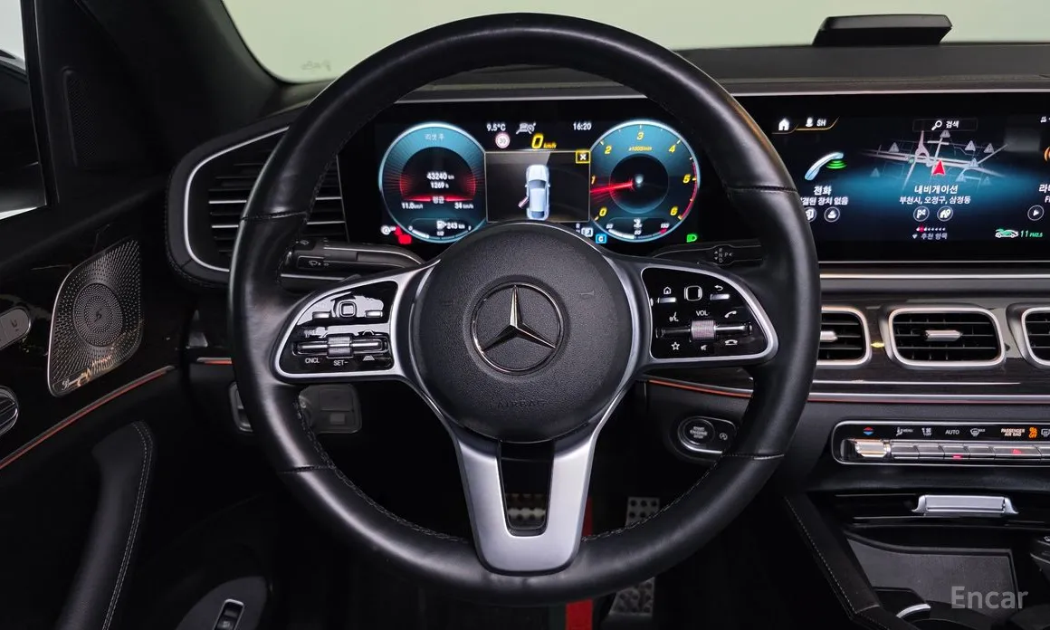 Фото 13 - Mercedes-Benz GLE-Class