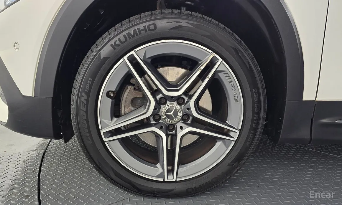 Фото 5 - Mercedes-Benz GLB-Class