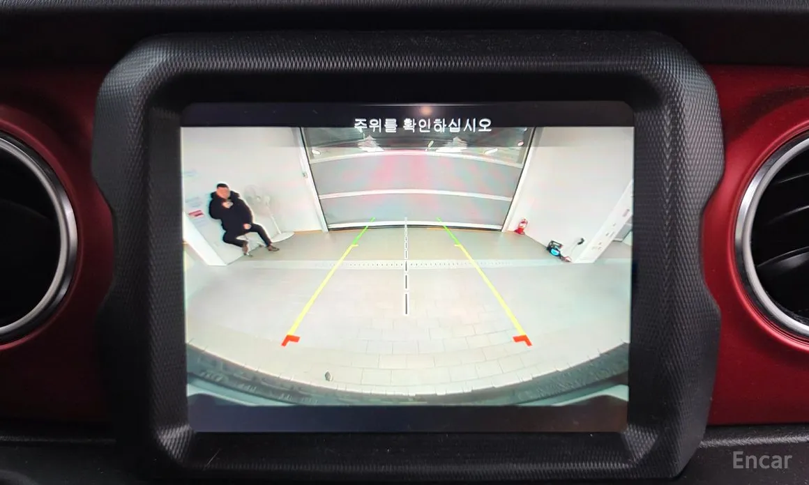 Фото 15 - Jeep Wrangler