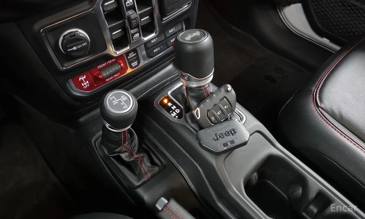 Фото 9 - Jeep Wrangler