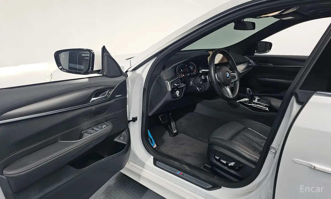 Фото 10 - BMW Gran Turismo