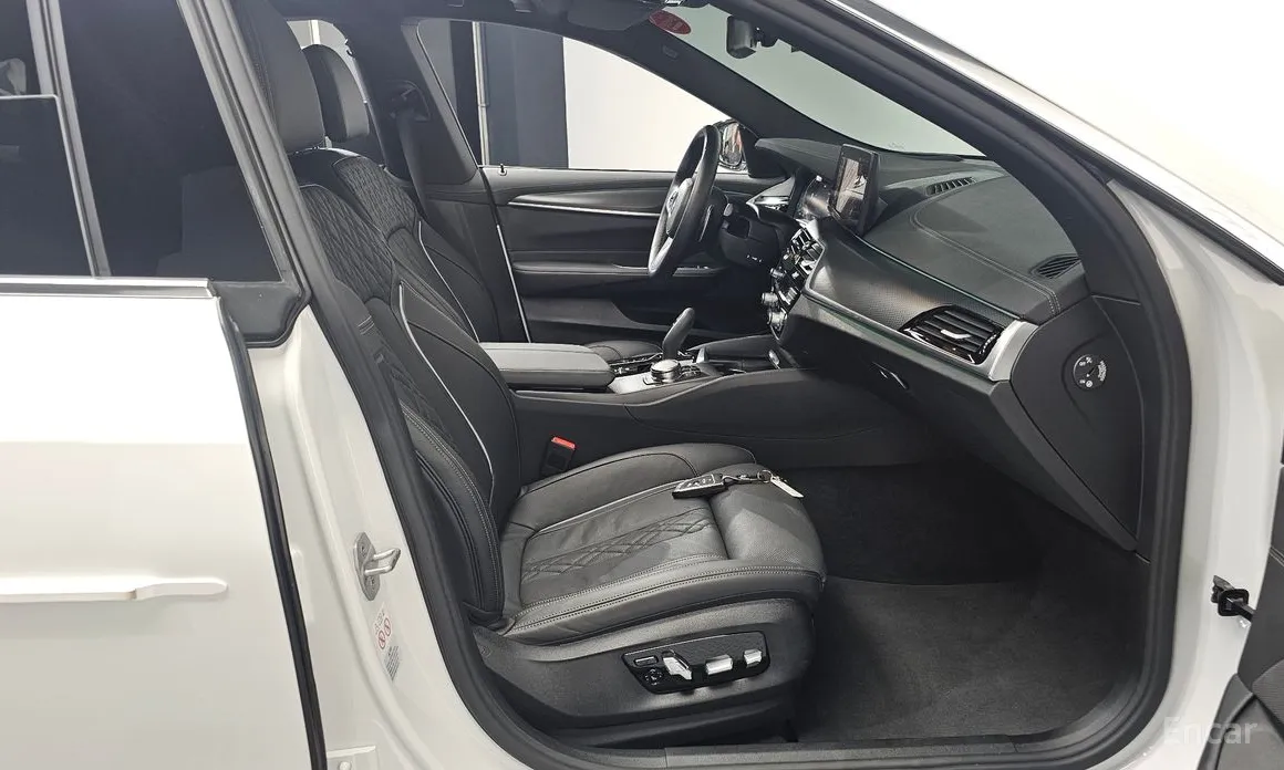 Фото 11 - BMW Gran Turismo