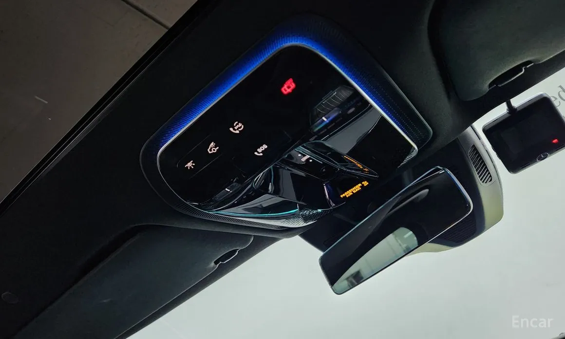 Фото 17 - Mercedes-Benz E-Class