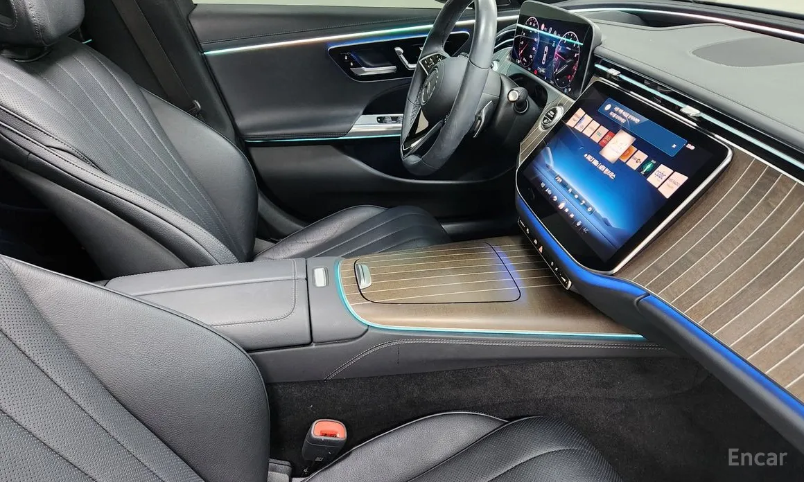 Фото 9 - Mercedes-Benz E-Class