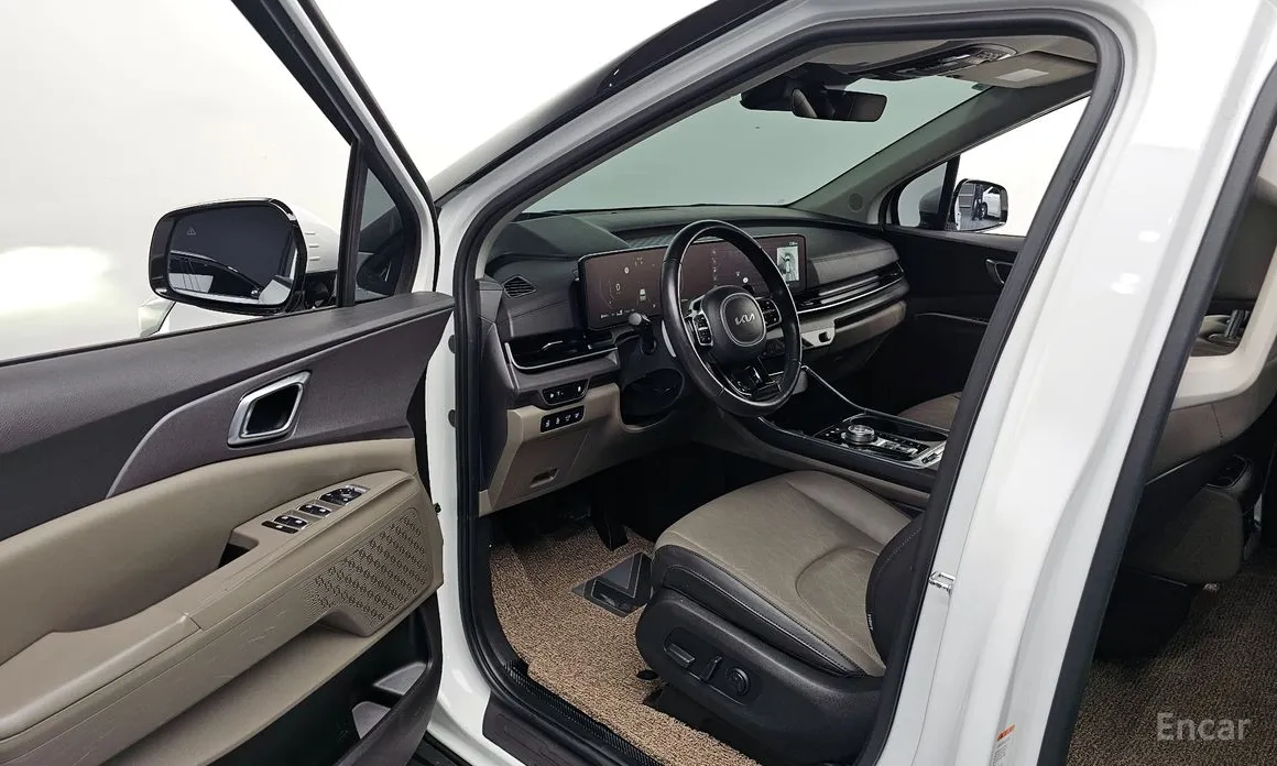 Фото 11 - Kia Carnival