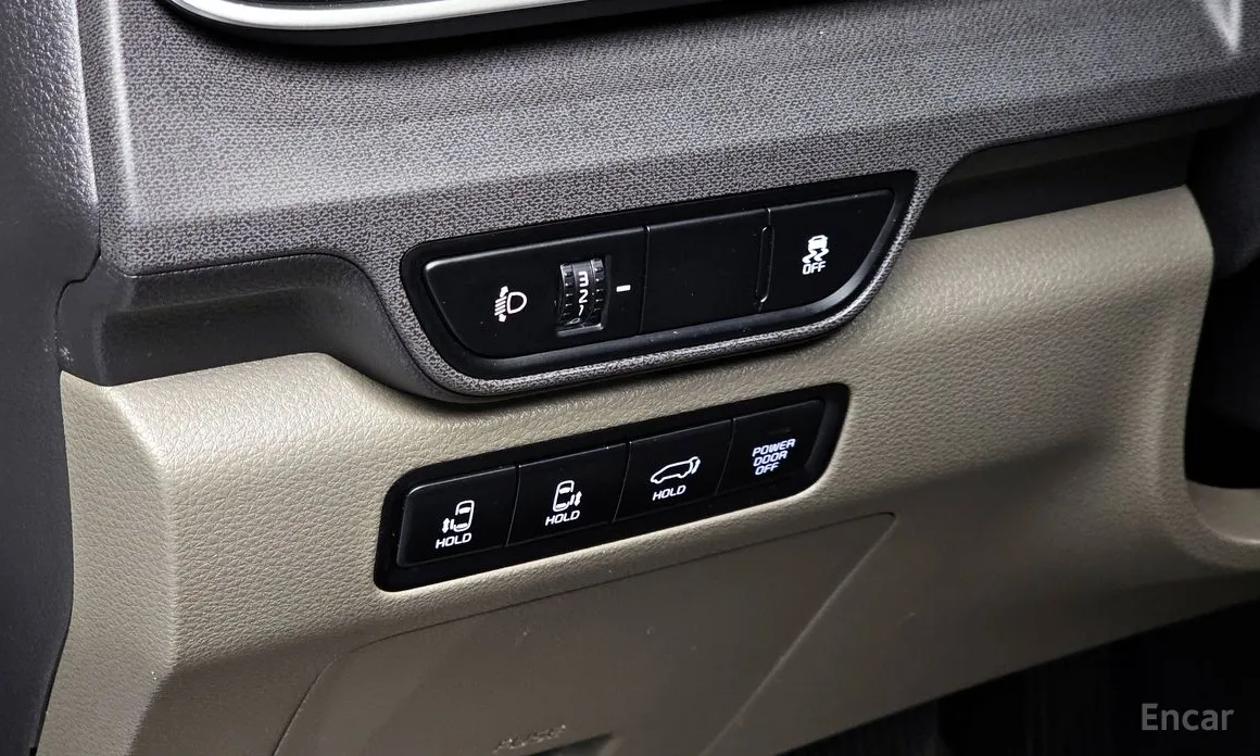 Фото 16 - Kia Carnival