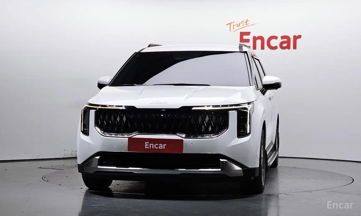 Фото 3 - Kia Carnival