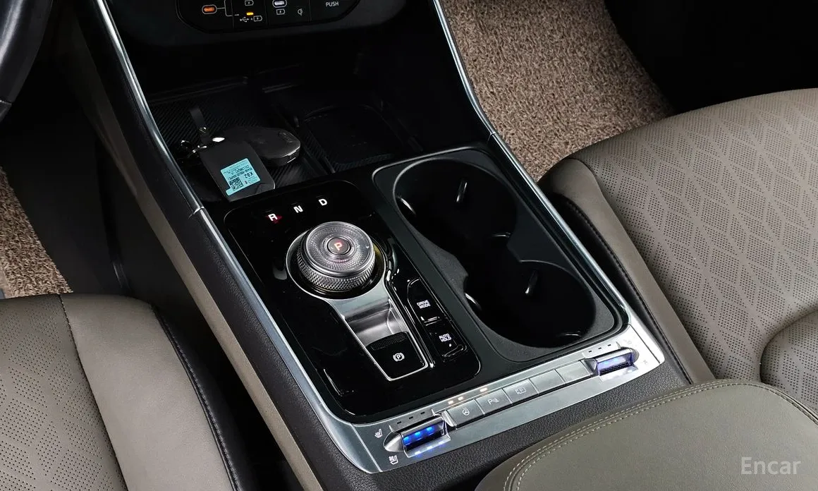 Фото 9 - Kia Carnival