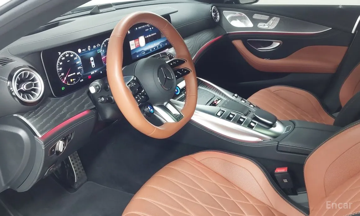 Фото 14 - Mercedes-Benz AMG GT