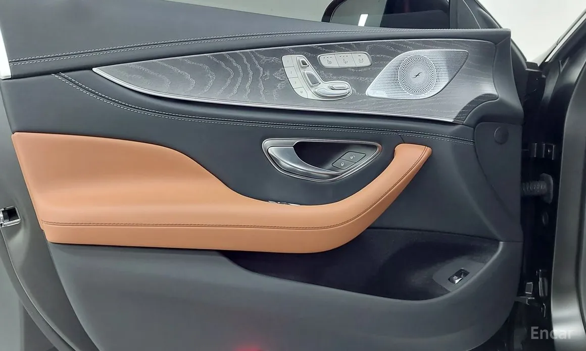 Фото 15 - Mercedes-Benz AMG GT