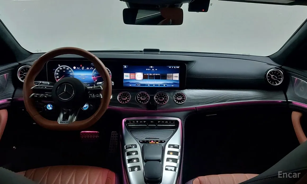 Фото 7 - Mercedes-Benz AMG GT