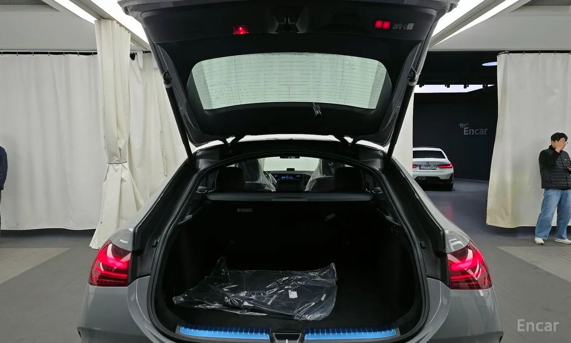 Фото 20 - Mercedes-Benz GLE-Class