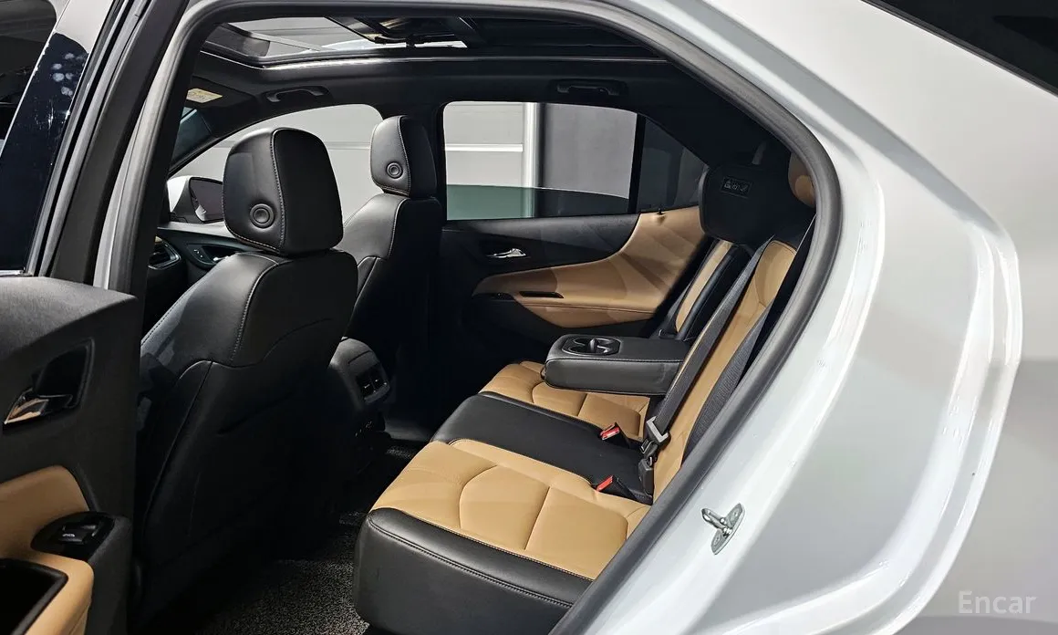 Фото 12 - Chevrolet Equinox