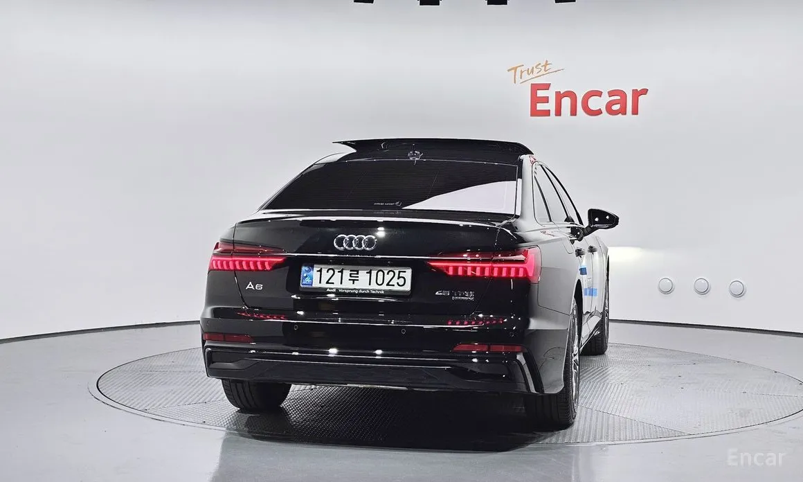 Фото 4 - Audi A6
