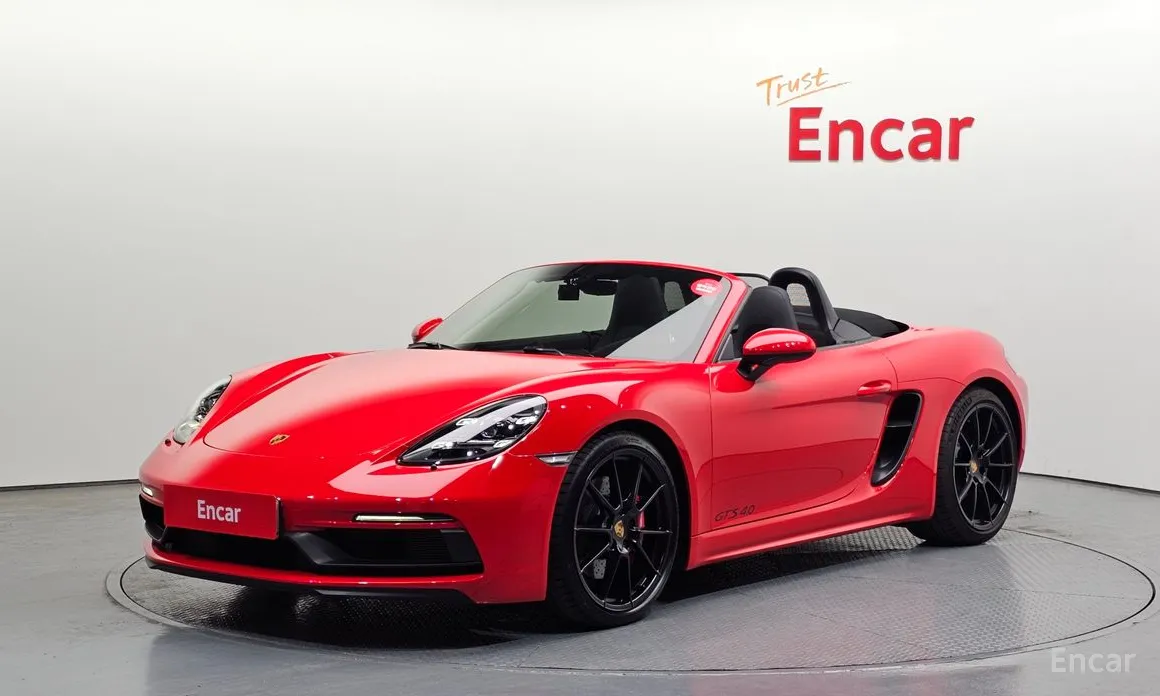 Фото 1 - Porsche 718