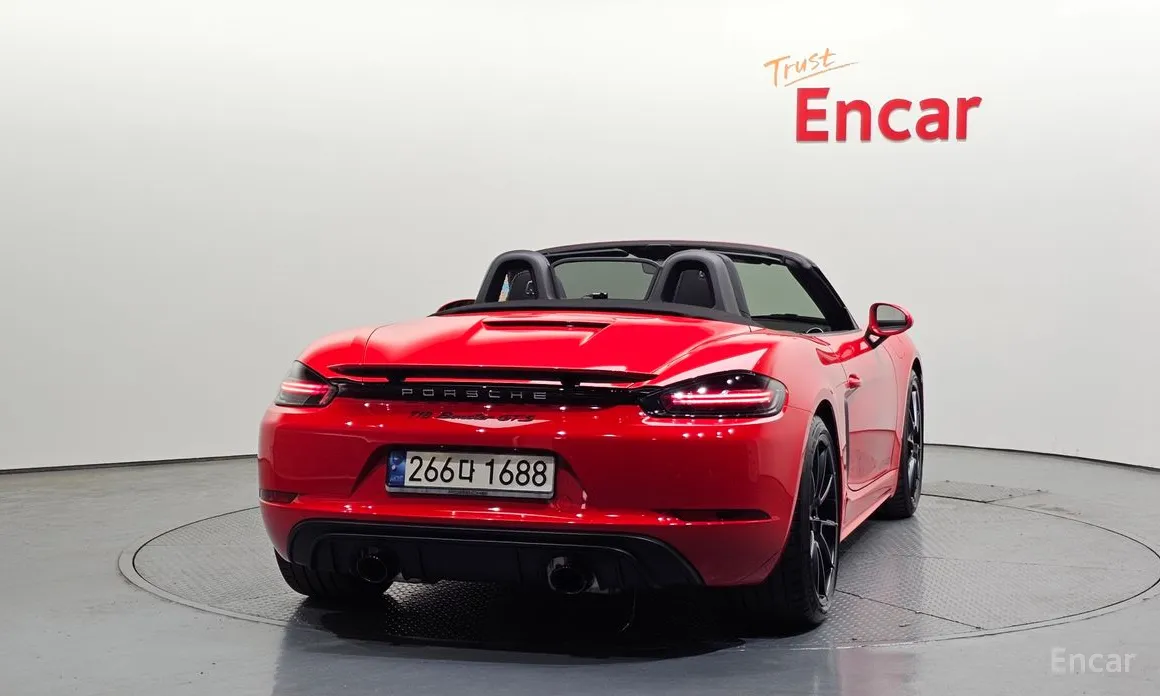 Фото 4 - Porsche 718