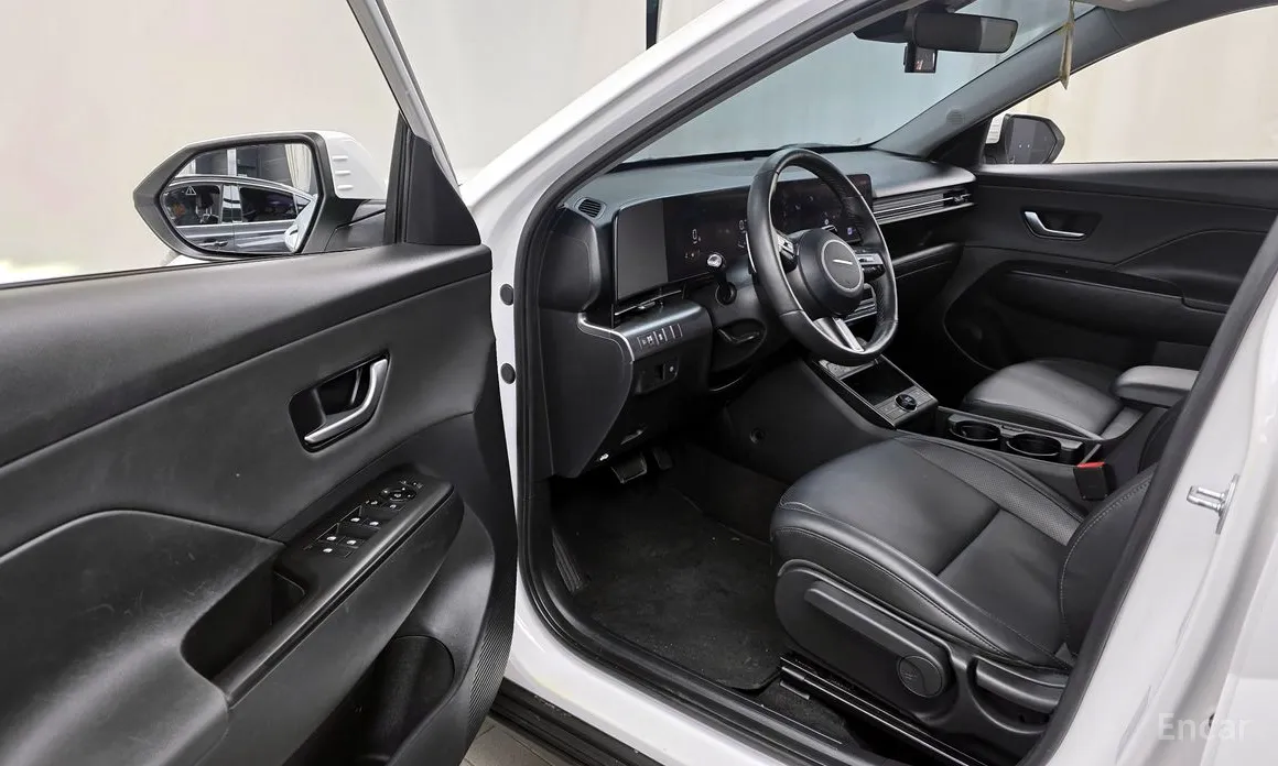 Фото 10 - Hyundai Kona