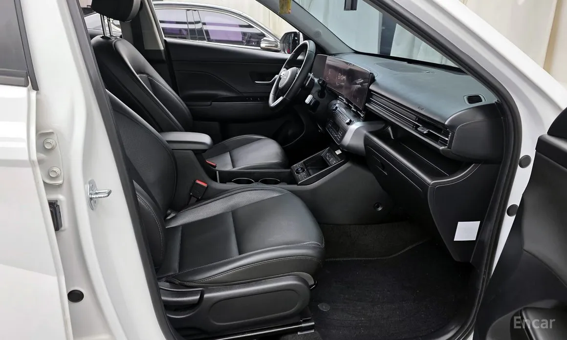 Фото 11 - Hyundai Kona