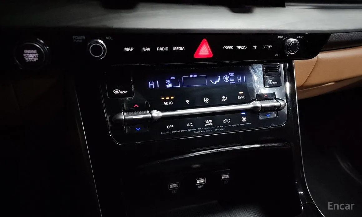 Фото 17 - Kia Carnival