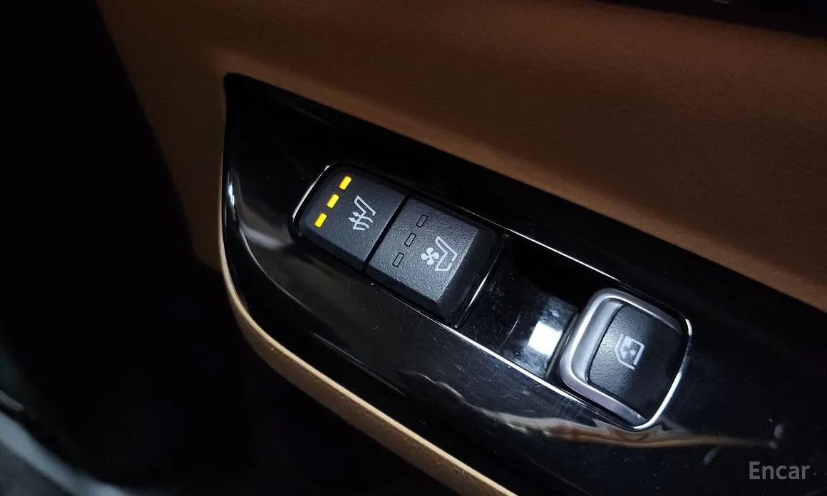 Фото 19 - Kia Carnival