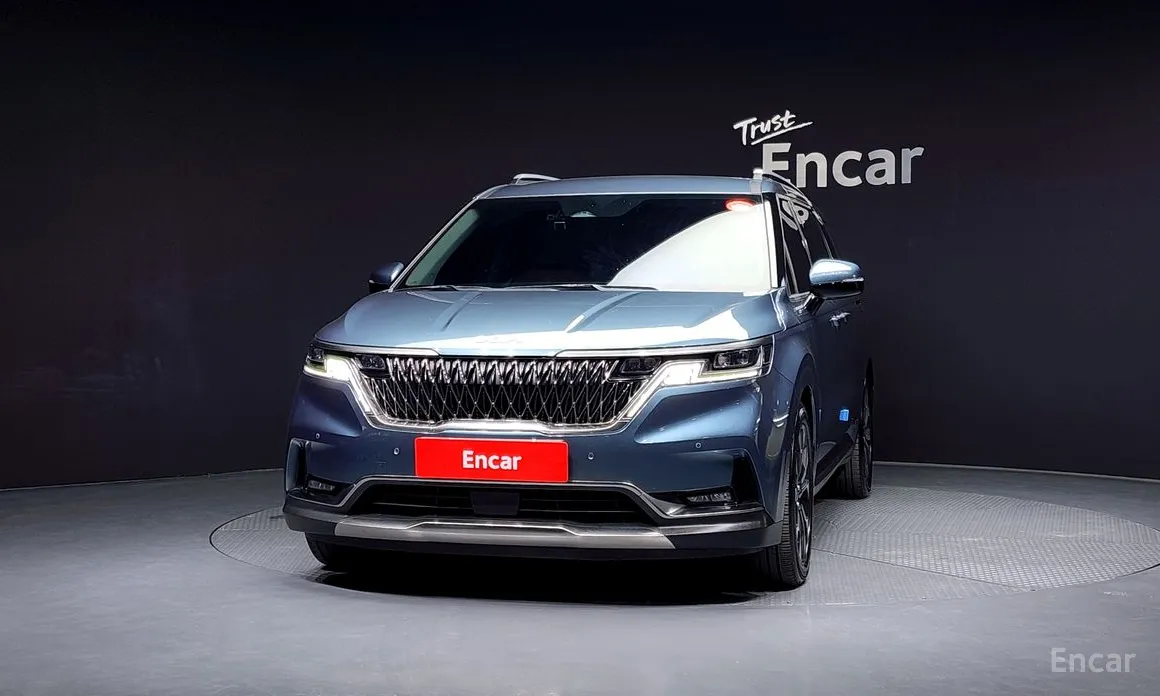 Фото 3 - Kia Carnival